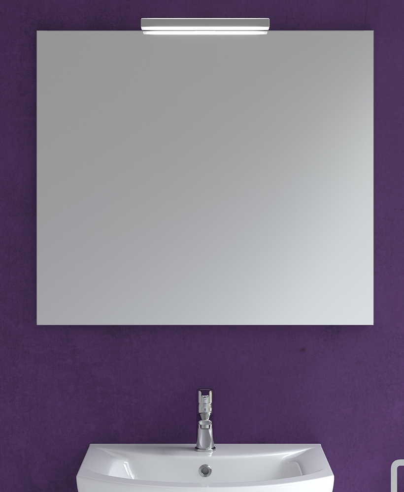 600mm x 700mm Mirror & Veronica Chrome Light